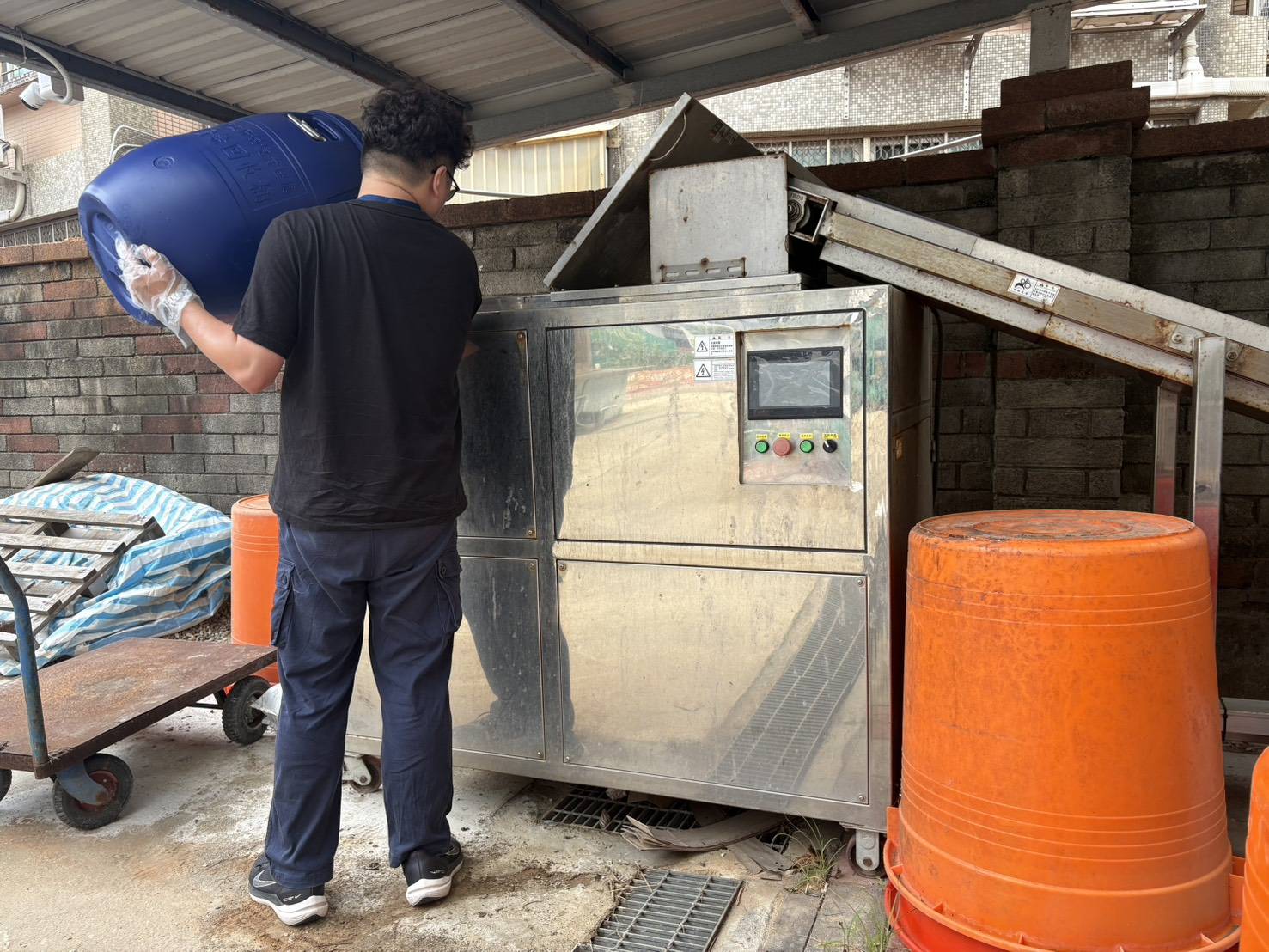 桃市府7月1日起率先補助餐飲、團膳業者 購置商用廚餘機， 最高補助20萬元 (5).jpg